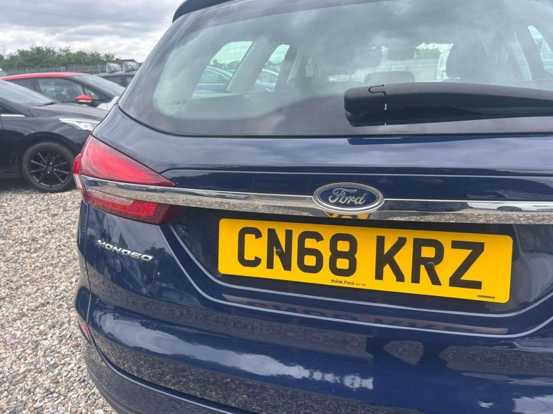 FORD MONDEO