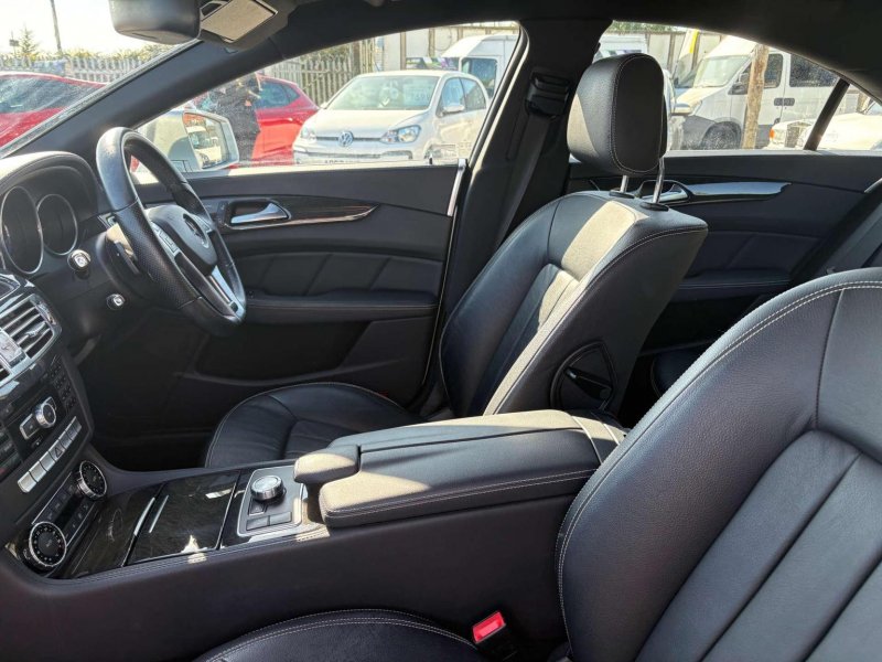 MERCEDES-BENZ CLS