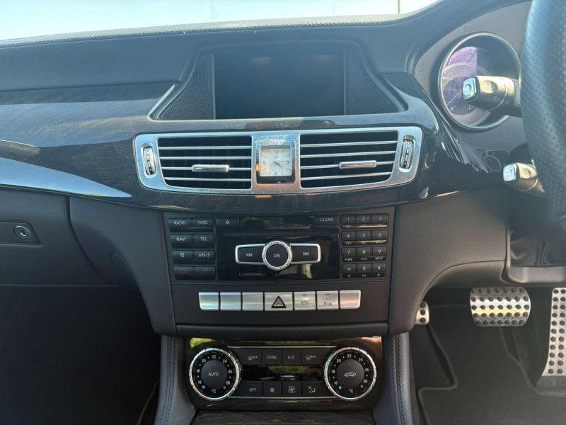 MERCEDES-BENZ CLS