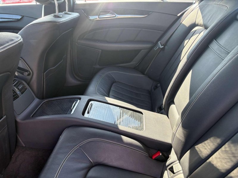 MERCEDES-BENZ CLS