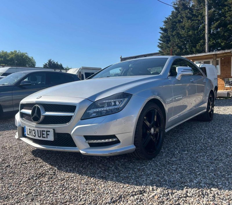 MERCEDES-BENZ CLS